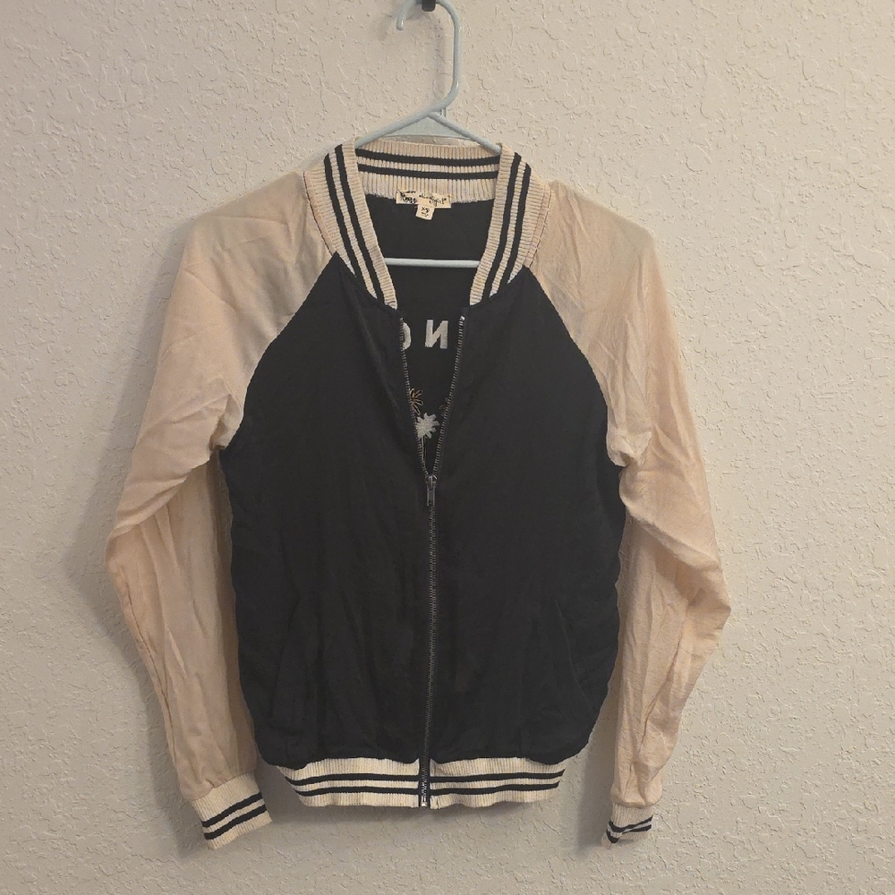 Stylish Black and Cream Very Light Weight Women's Jacket